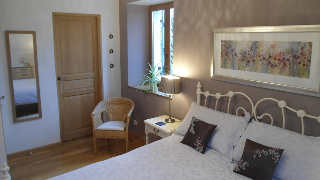 Villas De Leypinas B&B Saint-Pardoux-Corbier ภายนอก รูปภาพ